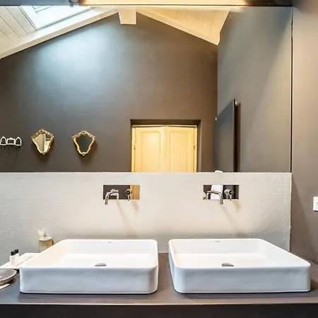 Palazzo Gozzi Bed & Beauty Bed & Breakfast